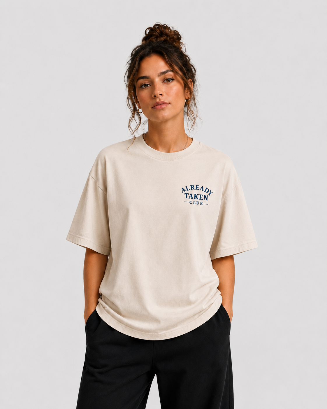 ALREADY TAKEN CLUB OVERSIZED T-SHIRT - CHICA